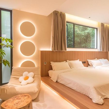 Nuan Nuan Inn Deqing Екстериор снимка