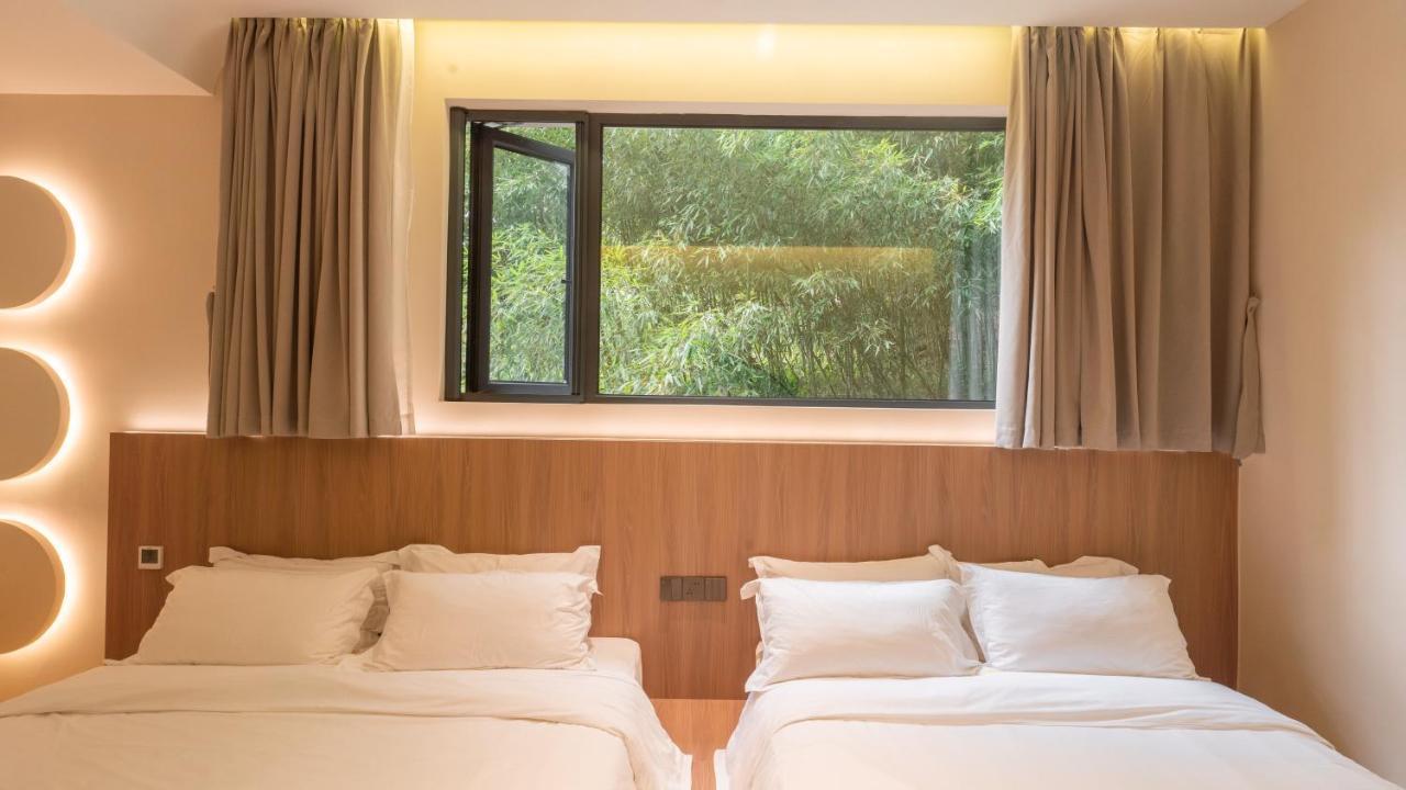 Nuan Nuan Inn Deqing Екстериор снимка